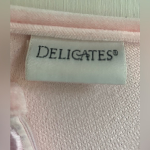 Vintage Delicates Pink Nightgown-Large - Satiny Velour Soft - Zipper - Like New - Picture 3 of 5